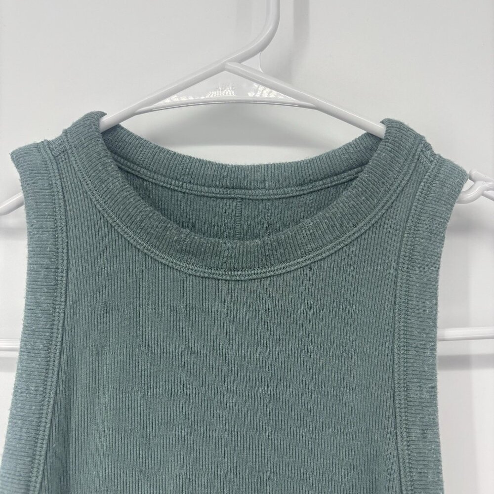 Lululemon Hold Tight Tank Hip Length Womens Size 4 Tidewater Teal 56350 *Read - Picture 3 of 8